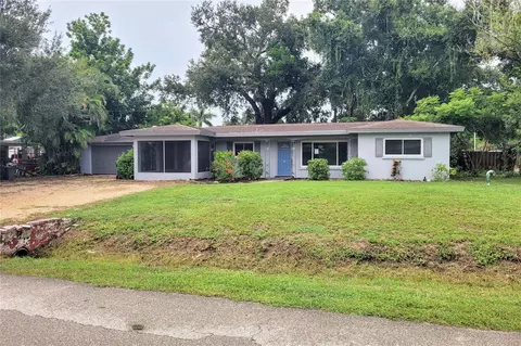 2928 Betty Dr, Sarasota, FL 34232