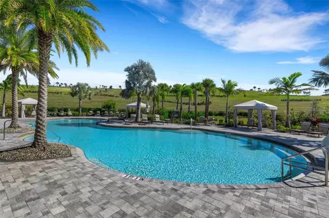 Exterior - 6324 Plateau Ct, Bradenton, FL 34203 photo 12 of 15