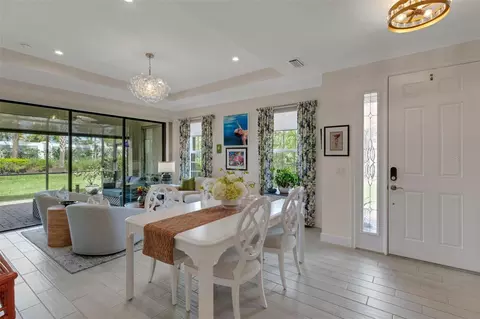 Dining - 6324 Plateau Ct, Bradenton, FL 34203 photo 1 of 6