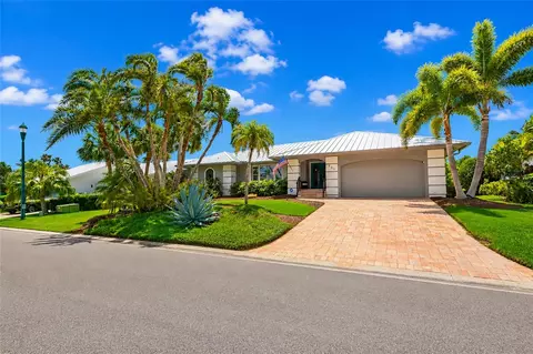 157 Lookout Point Dr, Osprey, FL 34229