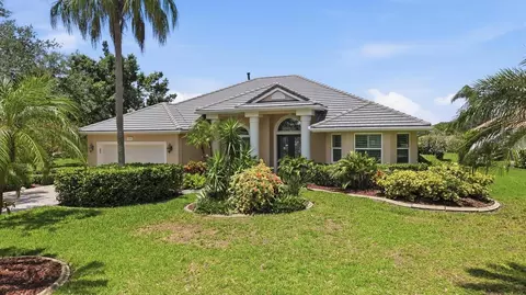 7501 Eaton Ct, University Park, FL 34201