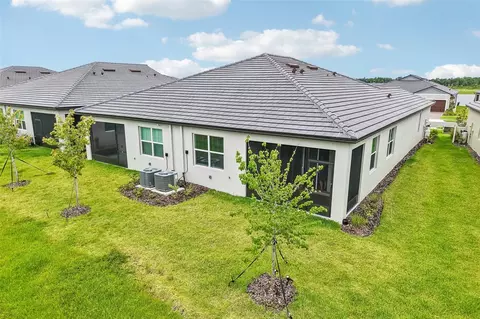 Exterior - 12617 Lily Quartz Loop, Parrish, FL 34219 photo 6 of 7