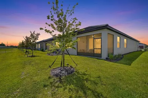 Exterior - 12617 Lily Quartz Loop, Parrish, FL 34219 photo 5 of 7