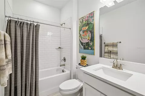Bath - 12617 Lily Quartz Loop, Parrish, FL 34219 photo 3 of 3