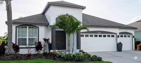374 Londonderry Dr, Sarasota, FL 34240
