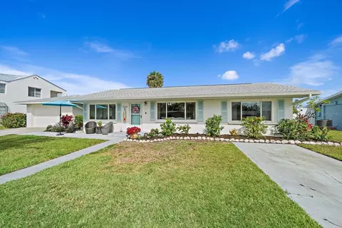 3618 117th St W, Bradenton, FL 34210