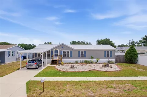 10407 Goshawk Dr, Riverview, FL 33578