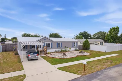 10407 Goshawk Dr, Riverview, FL 33578 photo 2