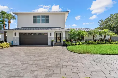 813 Idlewild Way, Sarasota, FL 34242