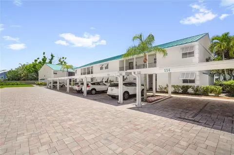 5673 Midnight Pass Rd #201, Sarasota, FL 34242