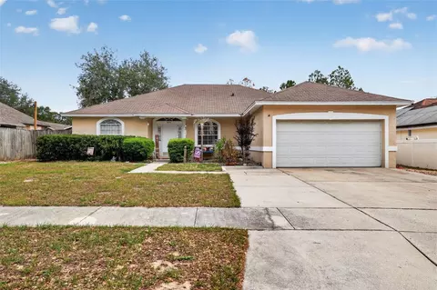846 Greenbelt Cir, Brandon, FL 33510