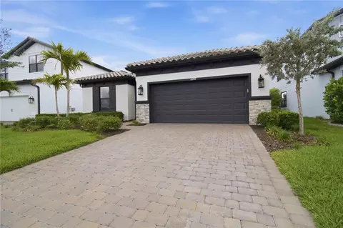 16247 Hidden Oak Loop, Bradenton, FL 34211