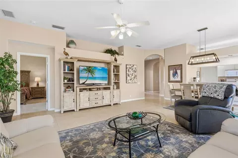 Living - 8752 52nd Dr E, Bradenton, FL 34211 photo 3 of 5