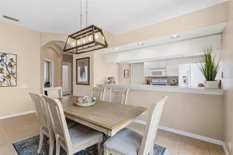 Dining - 8752 52nd Dr E, Bradenton, FL 34211 photo 4 of 8