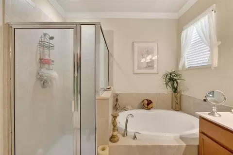 Bath - 20722 Romagna Pl, Venice, FL 34293 photo 3 of 4