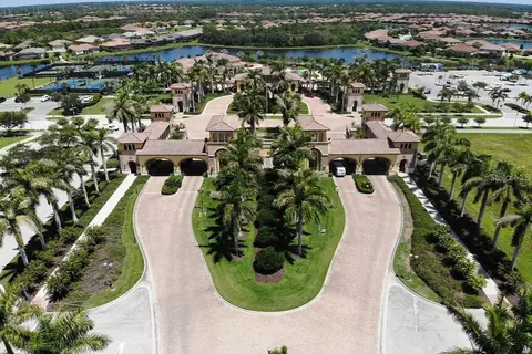 View/Area - 20722 Romagna Pl, Venice, FL 34293 photo 2 of 7
