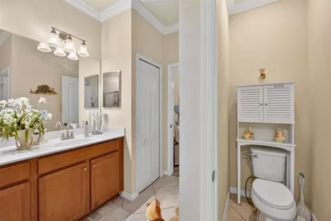 Bath - 20722 Romagna Pl, Venice, FL 34293 photo 2 of 4