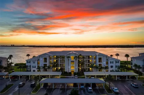 920 Tidewater Shores Loop #301, Bradenton, FL 34208