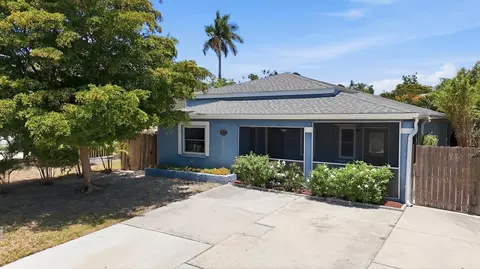 1649 8th St, Sarasota, FL 34236