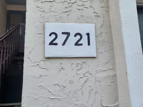 2721 Hidden Lake Blvd #C, Sarasota, FL 34237