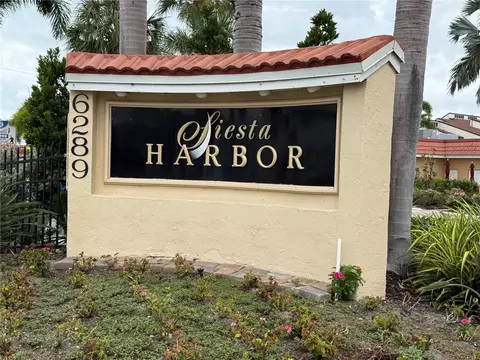 1250 N Portofino Dr #202, Sarasota, FL 34242