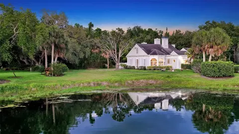 Exterior - 75 Osprey Point Dr, Osprey, FL 34229 photo 23 of 24