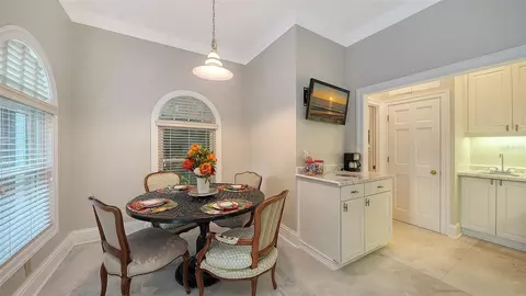 Dining - 75 Osprey Point Dr, Osprey, FL 34229 photo 4 of 4