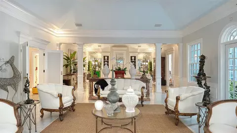 Living - 75 Osprey Point Dr, Osprey, FL 34229 photo 6 of 6