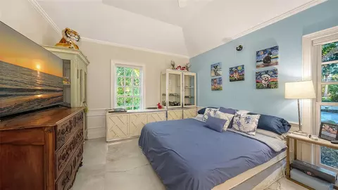 Bedroom - 75 Osprey Point Dr, Osprey, FL 34229 photo 4 of 7