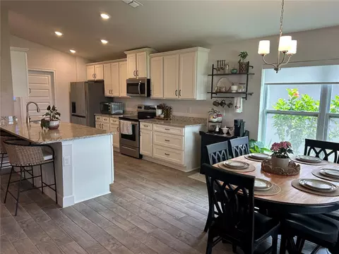 Kitchen - 5910 164th Ave E, Parrish, FL 34219 photo 2 of 3