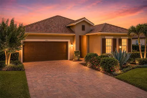 4821 Tobermory Way, Bradenton, FL 34211
