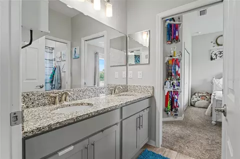 Bath - 6331 164th Ave E, Parrish, FL 34219 photo 2 of 6