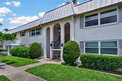5800 Hollywood Blvd #112, Sarasota, FL 34231