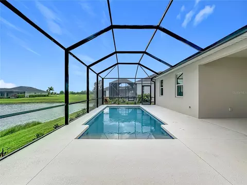 Exterior - 4214 Sea Marsh Pl, Parrish, FL 34219 photo 4 of 9