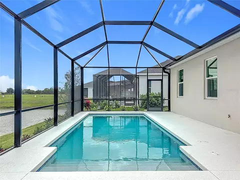Exterior - 4214 Sea Marsh Pl, Parrish, FL 34219 photo 5 of 9