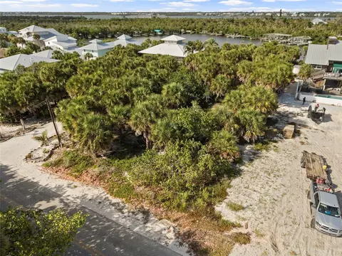 490 Gulf Blvd, Placida, FL 33946 photo 3