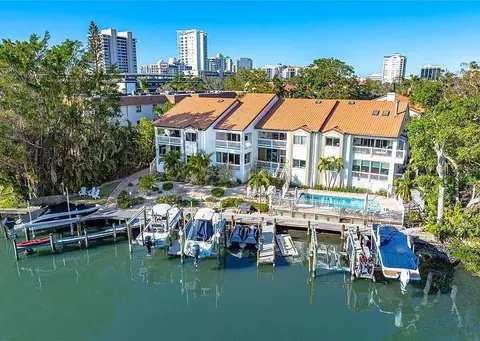 862 Hudson Ave #862, Sarasota, FL 34236