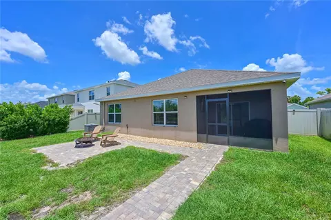 Exterior - 2635 Greenleaf Ter, Parrish, FL 34219 photo 5 of 8