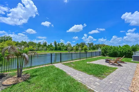 Exterior - 2635 Greenleaf Ter, Parrish, FL 34219 photo 3 of 8
