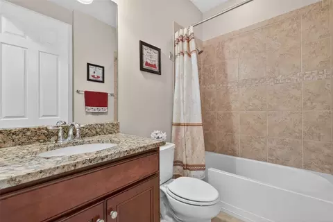 Bath - 5979 Prosperity Ln, Immokalee, FL 34142 photo 1 of 1