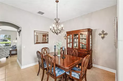 Dining - 5319 120th Ave E, Parrish, FL 34219 photo 2 of 4
