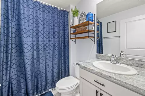Bath - 17315 Wheatberry Blvd, Parrish, FL 34219 photo 1 of 5