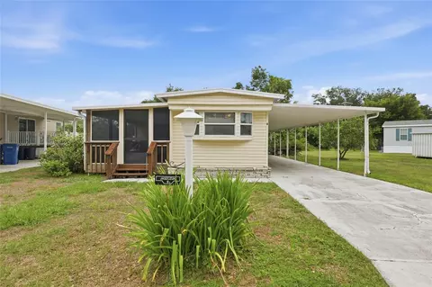 921 Faith Cir E #6, Bradenton, FL 34212