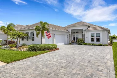 8023 Waterbend Trl, Sarasota, FL 34240