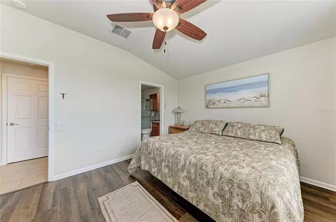 Bedroom - 5706 106th Ave E, Parrish, FL 34219 photo 3 of 5