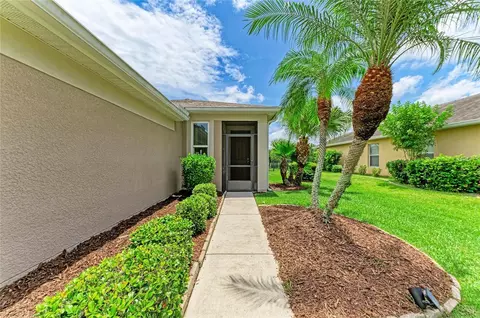 Exterior - 5706 106th Ave E, Parrish, FL 34219 photo 3 of 12