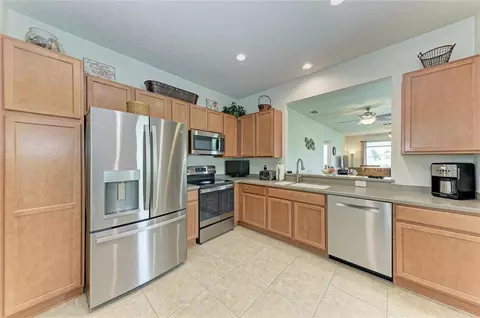Kitchen - 5706 106th Ave E, Parrish, FL 34219 photo 1 of 3