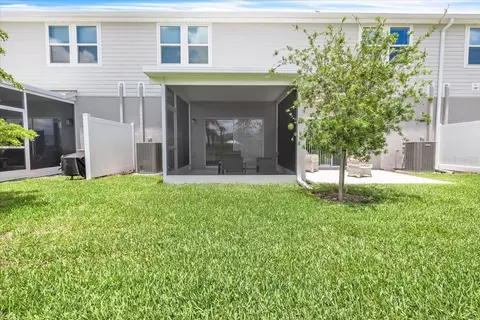 Exterior - 16632 Bergamo Pl, Bradenton, FL 34211 photo 5 of 14