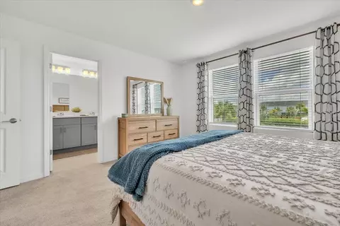 Bedroom - 16632 Bergamo Pl, Bradenton, FL 34211 photo 3 of 11