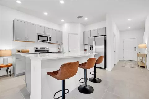 Kitchen - 16632 Bergamo Pl, Bradenton, FL 34211 photo 3 of 7